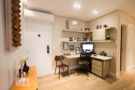 Escritório de apartamento à venda com 2 quartos, 74m² em Cidade Monções, São Paulo