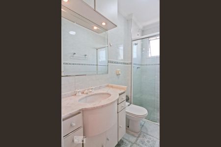 Apartamento para alugar com 58m², 2 quartos e 1 vaga Apartamento para alugar com 58m², 2 quartos e 1 vagaBanheiro