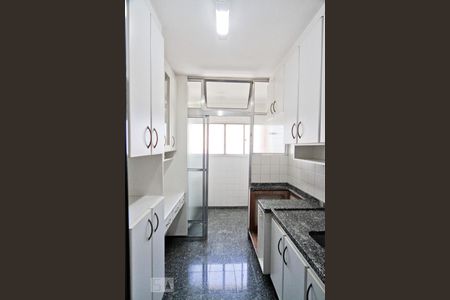 Apartamento para alugar com 58m², 2 quartos e 1 vaga Apartamento para alugar com 58m², 2 quartos e 1 vagaCozinha