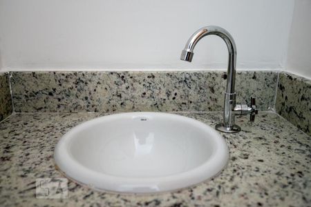 Apartamento à venda com 44m², 2 quartos e sem vagaBanheiro