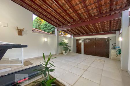 Casa de condomínio à venda com 114m², 3 quartos e 1 vaga Casa de condomínio à venda com 114m², 3 quartos e 1 vagaQuintal