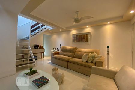 Sala de casa de condomínio à venda com 3 quartos, 114m² em Irajá, Rio de Janeiro