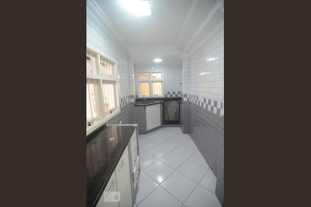 Casa à venda com 220m², 4 quartos e 3 vagasCozinha