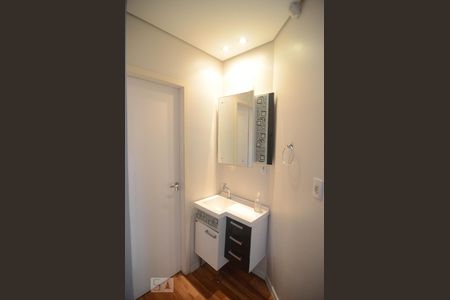 Casa à venda com 220m², 4 quartos e 3 vagasBanheiro