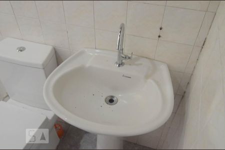 Casa à venda com 220m², 4 quartos e 3 vagasBanheiro de Serviço