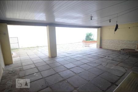 Casa à venda com 220m², 4 quartos e 3 vagasÁrea comum