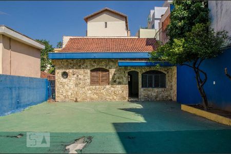 Casa à venda com 420m², 3 quartos e 8 vagas Casa à venda com 420m², 3 quartos e 8 vagasÁrea Externa