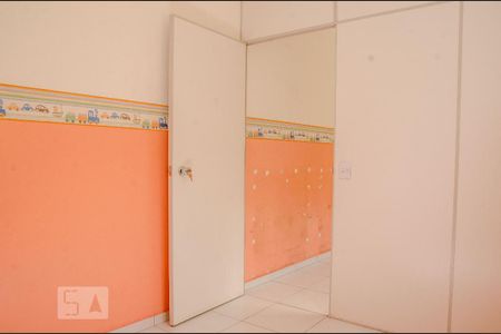 Casa à venda com 420m², 3 quartos e 8 vagas Casa à venda com 420m², 3 quartos e 8 vagasQuarto da Edícula