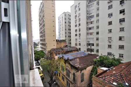 Vista da Sala de apartamento à venda com 1 quarto, 18m² em Botafogo, Rio de Janeiro