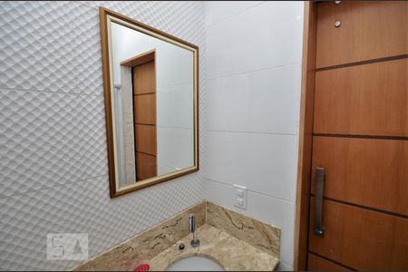 Banheiro de apartamento à venda com 1 quarto, 18m² em Botafogo, Rio de Janeiro