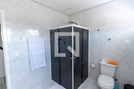 Casa à venda com 274m², 4 quartos e 4 vagasBanheiro 1