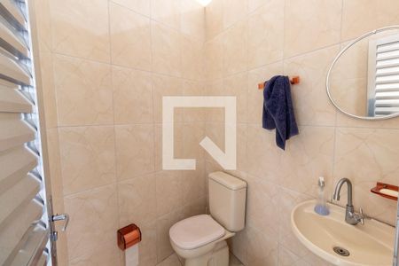 Casa à venda com 274m², 4 quartos e 4 vagasLavabo