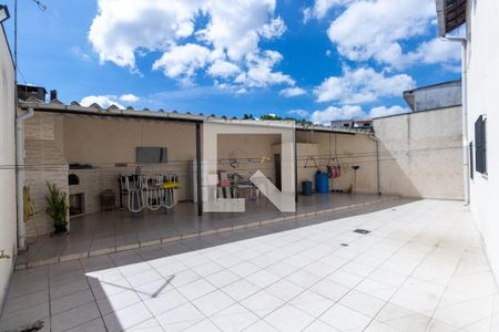 Casa à venda com 274m², 4 quartos e 4 vagasQuintal