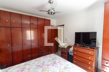 Casa à venda com 274m², 4 quartos e 4 vagasQuarto 3