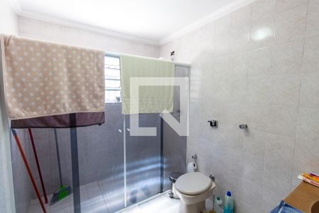 Casa à venda com 274m², 4 quartos e 4 vagasBanheiro 2