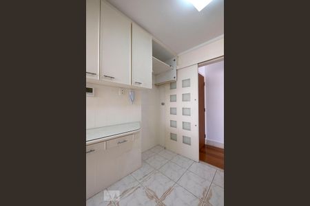 Apartamento à venda com 60m², 2 quartos e 1 vaga Apartamento à venda com 60m², 2 quartos e 1 vagaCozinha