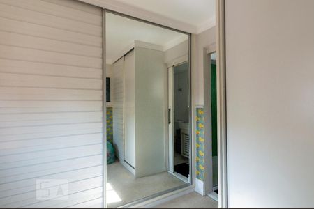 Apartamento à venda com 98m², 2 quartos e 1 vagaCloset da suíte