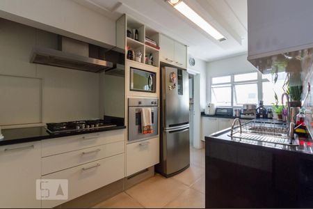 Apartamento à venda com 98m², 2 quartos e 1 vagaCozinha