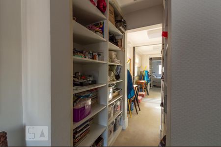 Apartamento à venda com 98m², 2 quartos e 1 vagaCloset da suíte
