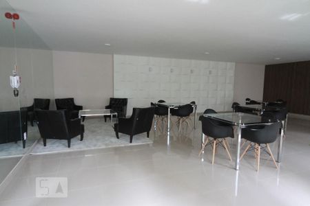Apartamento para alugar com 50m², 2 quartos e 2 vagasÁrea comum - Salão de festas