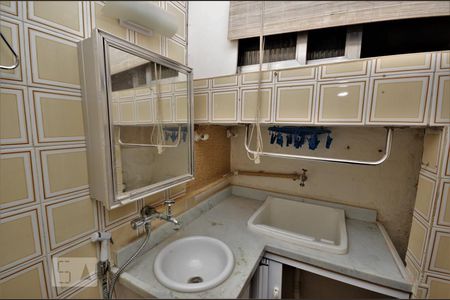 Banheiro de kitnet/studio à venda com 1 quarto, 35m² em Flamengo, Rio de Janeiro