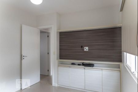Apartamento à venda com 98m², 3 quartos e 1 vaga Apartamento à venda com 98m², 3 quartos e 1 vagaSuíte