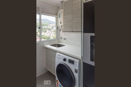 Apartamento à venda com 98m², 3 quartos e 1 vaga Apartamento à venda com 98m², 3 quartos e 1 vagaÁrea de Serviço