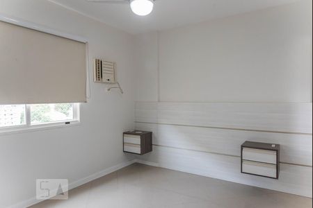 Apartamento à venda com 98m², 3 quartos e 1 vaga Apartamento à venda com 98m², 3 quartos e 1 vagaSuíte
