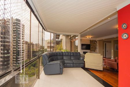 Apartamento à venda com 280m², 3 quartos e 2 vagasVaranda com Churrasqueira 