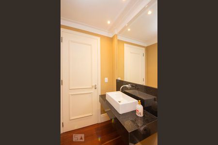 Apartamento à venda com 280m², 3 quartos e 2 vagasBanheiro 3