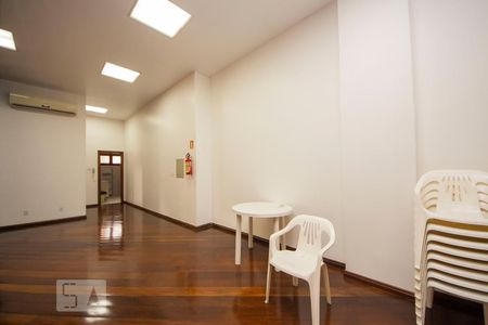 Apartamento à venda com 280m², 3 quartos e 2 vagasÁrea comum - Salão de festas