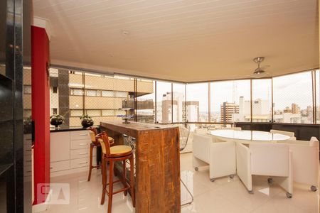 Apartamento à venda com 280m², 3 quartos e 2 vagasVaranda com Churrasqueira 