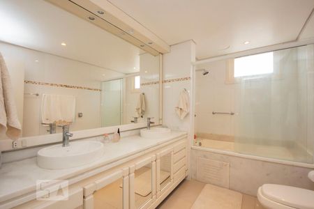 Apartamento à venda com 280m², 3 quartos e 2 vagasBanheiro 1