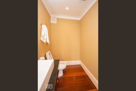 Apartamento à venda com 280m², 3 quartos e 2 vagasBanheiro 3