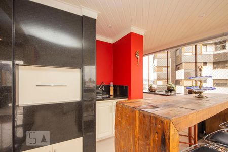 Apartamento à venda com 280m², 3 quartos e 2 vagasVaranda com Churrasqueira 