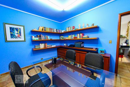 Casa à venda com 600m², 5 quartos e 8 vagas Casa à venda com 600m², 5 quartos e 8 vagasQuarto 1