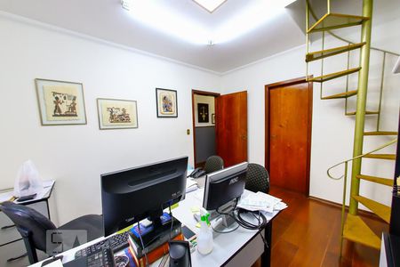 Casa à venda com 600m², 5 quartos e 8 vagas Casa à venda com 600m², 5 quartos e 8 vagasSuite 1