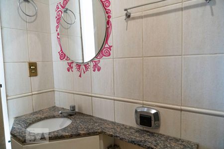 Studio à venda com 28m², 1 quarto e 1 vaga Studio à venda com 28m², 1 quarto e 1 vagaBanheiro
