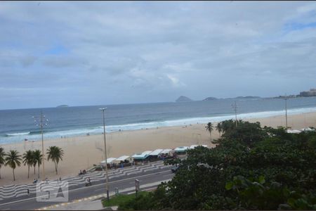 Vista de kitnet/studio à venda com 1 quarto, 31m² em Copacabana, Rio de Janeiro