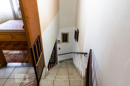 2o. Andar - Escadas de casa à venda com 3 quartos, 100m² em Jardim da Glória, São Paulo