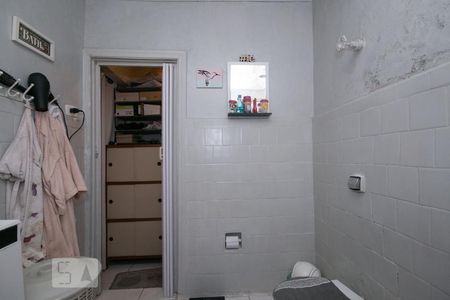 Casa à venda com 250m², 3 quartos e 2 vagasBanheiro