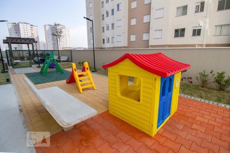 Studio à venda com 33m², 1 quarto e sem vaga Studio à venda com 33m², 1 quarto e sem vagaPlayground