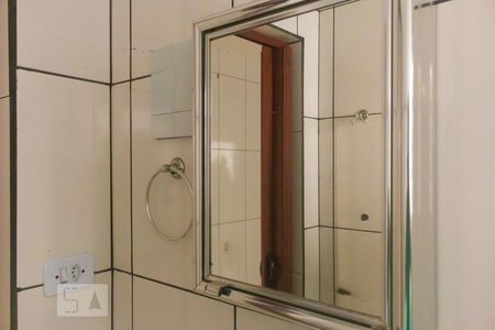 Detalhe banheiro de casa para alugar com 1 quarto, 35m² em Vila Bancária, São Paulo