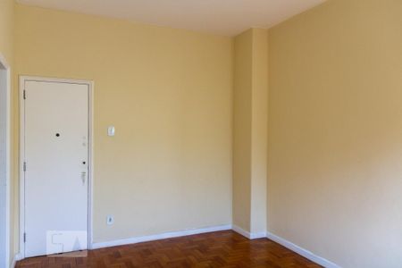 Sala de apartamento para alugar com 2 quartos, 60m² em Vila Isabel, Rio de Janeiro