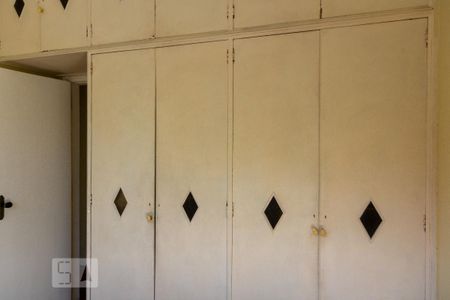 Quarto 1 de apartamento para alugar com 2 quartos, 60m² em Vila Isabel, Rio de Janeiro