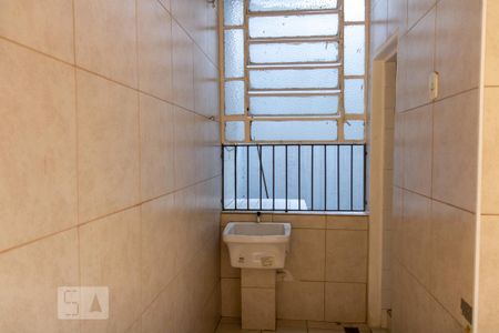 Apartamento para alugar com 60m², 2 quartos e sem vagaCozinha e Área de Serviço