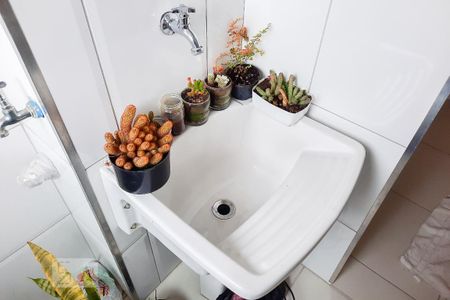 Apartamento para alugar com 65m², 2 quartos e 1 vaga Apartamento para alugar com 65m², 2 quartos e 1 vagaÁrea de Serviço