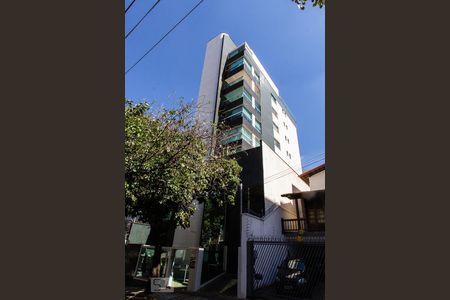 Apartamento para alugar com 120m², 3 quartos e 2 vagas Apartamento para alugar com 120m², 3 quartos e 2 vagasFachada