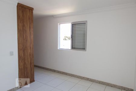 Apartamento para alugar com 120m², 3 quartos e 2 vagas Apartamento para alugar com 120m², 3 quartos e 2 vagasSuíte