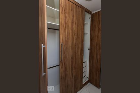 Apartamento para alugar com 120m², 3 quartos e 2 vagas Apartamento para alugar com 120m², 3 quartos e 2 vagasSuíte
